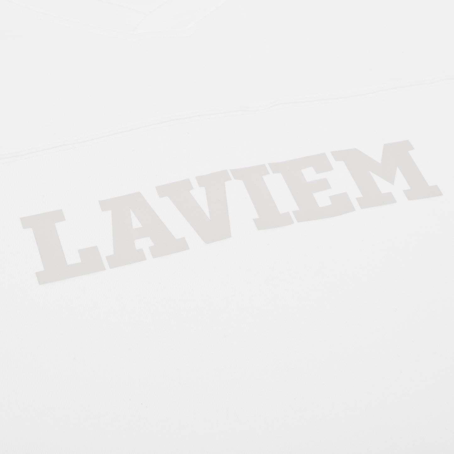 White 'LAVIEM' logo on a light gray background